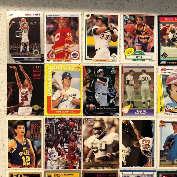 66 Sports Cards George Brett Scottie Pippen Jonathan Taylor Ripken Canseco Kerr - Picture 2 of 7